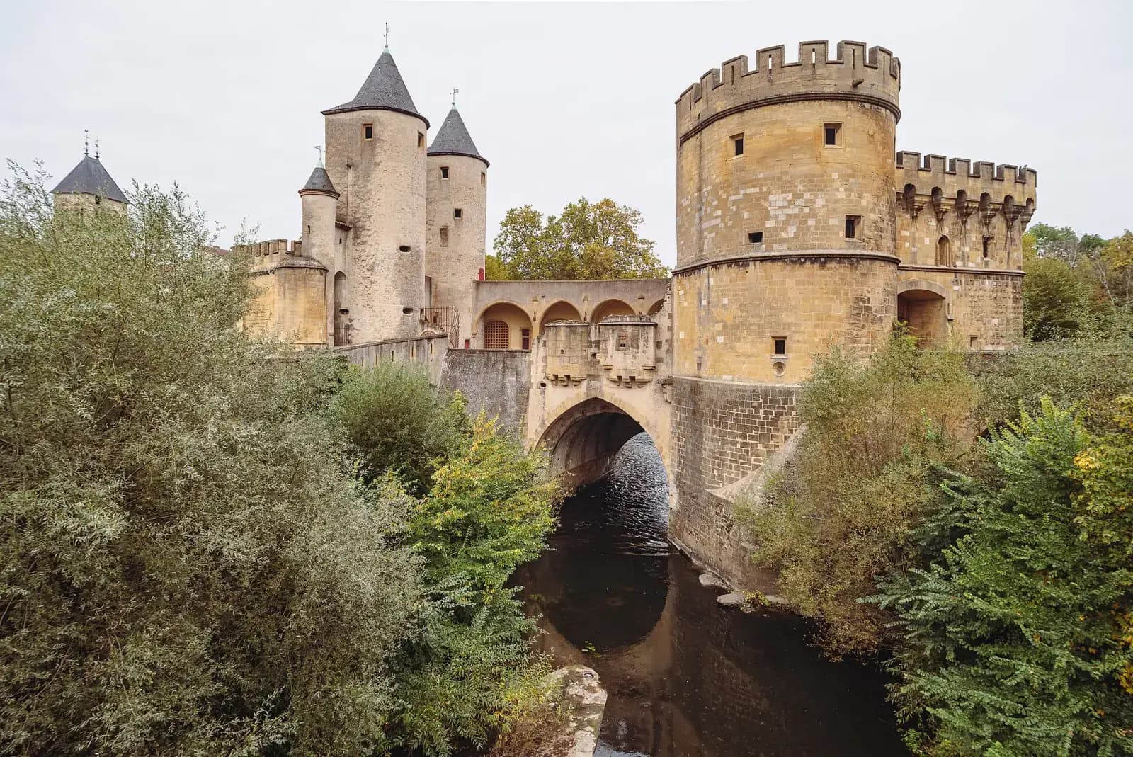 La Porte des Allemands à Metz, au bord de la Seille